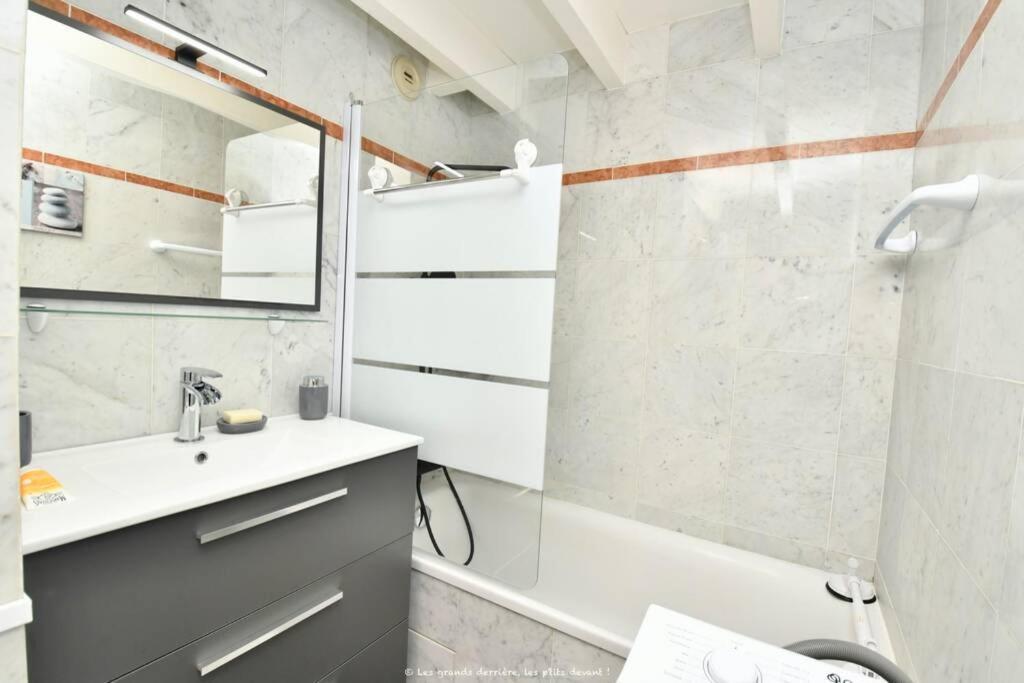 La Mezzanine Apt 5 Pers Classe 3 Etoiles, Royan- Centre 300 M Plage Foncillon 外观 照片
