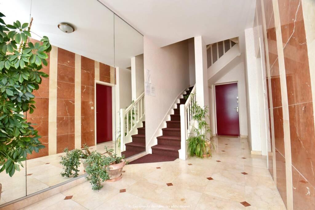 La Mezzanine Apt 5 Pers Classe 3 Etoiles, Royan- Centre 300 M Plage Foncillon 外观 照片